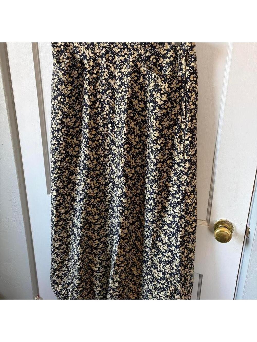 Vintage 1990s Liz Claiborne maxi skirt in Navy and cream